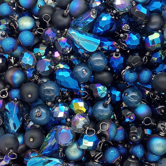 Beautifyl bead dangle charm mix in gothic style colors: sparkly blue and black.