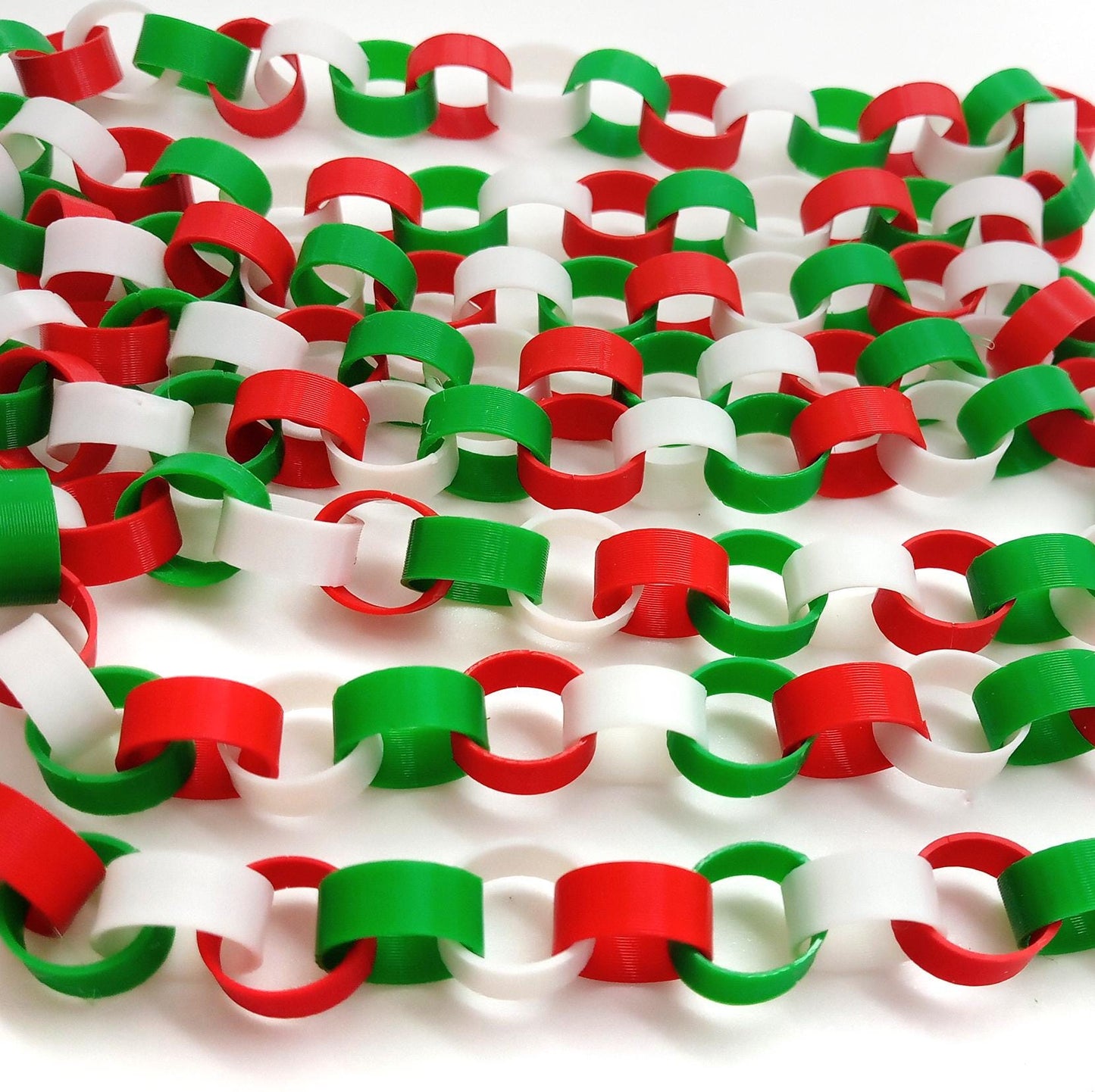 Easy Mini Christmas Garland Kit in Red Green & White
