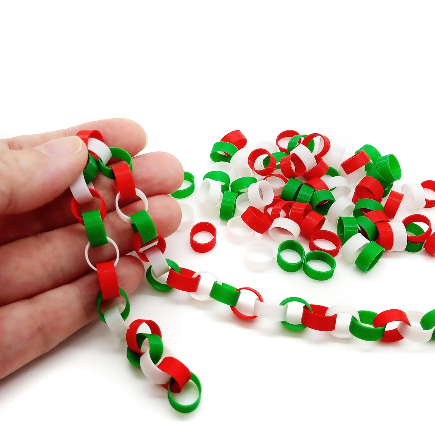 Easy Mini Christmas Garland Kit in Red Green & White
