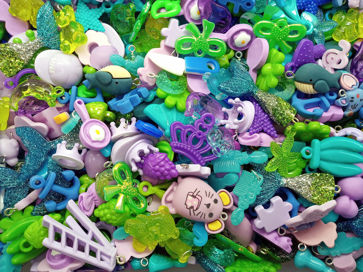 Cute Charm Mix in Blue Green & Purple, 30 pieces, Flatback Resin and Acrylic Mix