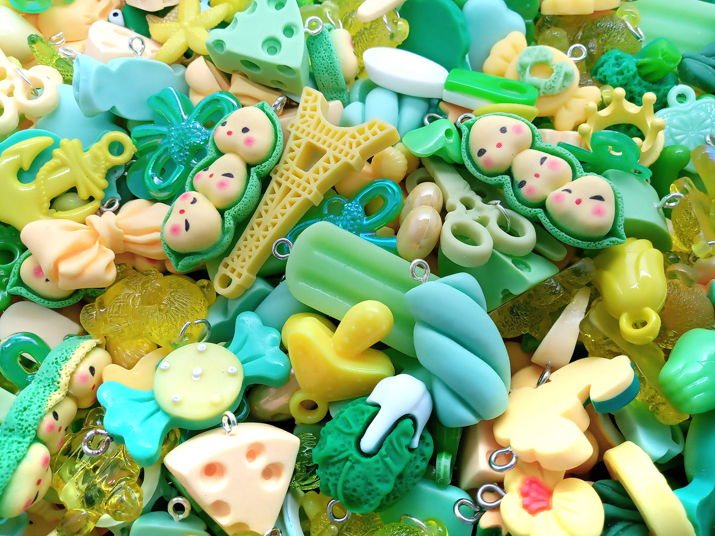 Cute Charm Mix in Green & Yellow, 30 pieces, Kawaii Resin and Acrylic Mix