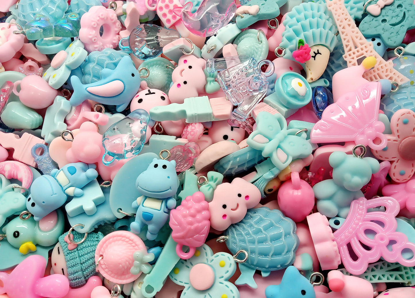 Cute Charm Mix in Pink & blue, 30 pieces, Pastel Resin and Acrylic Mix