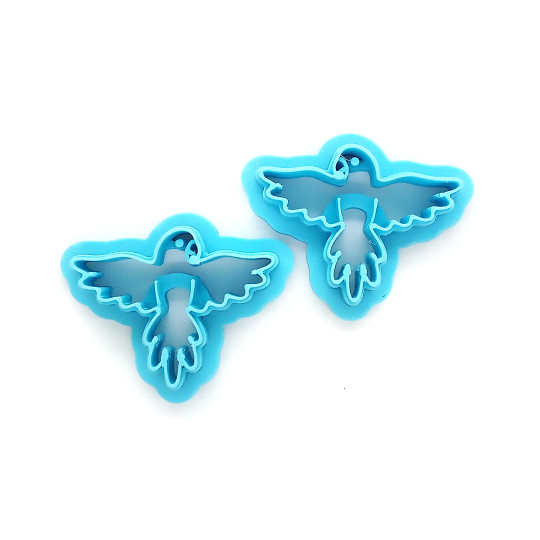 Flying parrot shaped clay cutters, set of 2