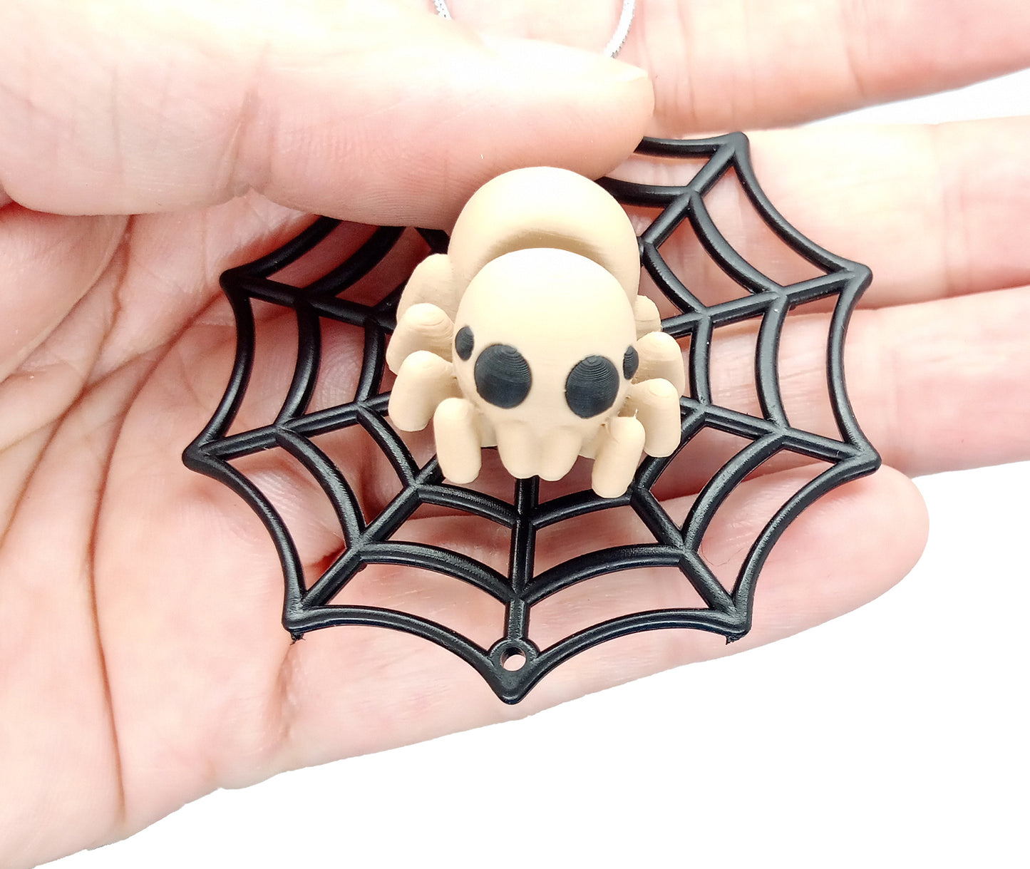 Easy Halloween Spider Necklace Kit, Flexi Spider on Web