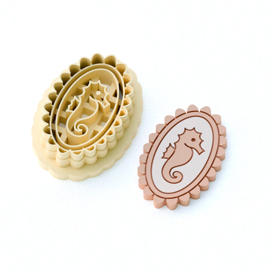 Seahorse with pretty frame clay cutters