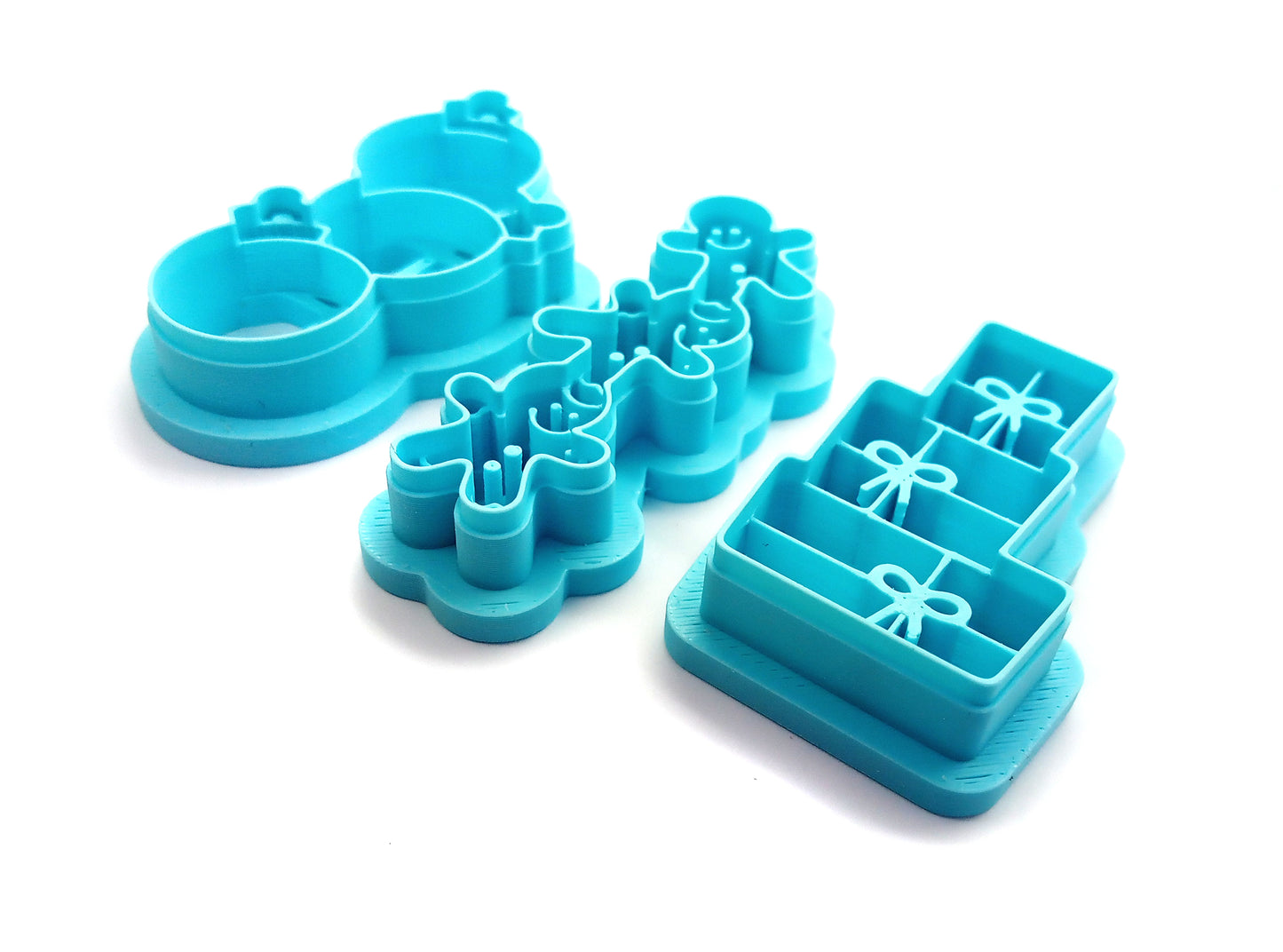 Christmas Clay Cutters: Stacks of Gingerbread Men, Ornaments & Gifts