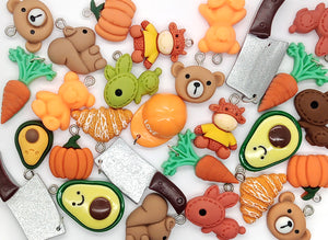 Charm Mix in Fall Colors: Bears, Squirrels & Pumpkins