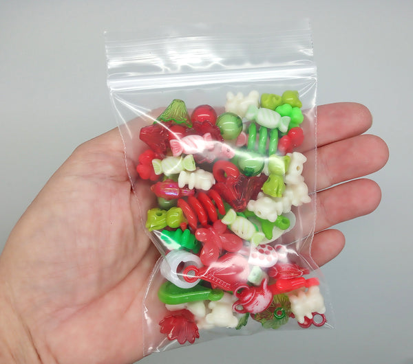 Christmas Bead and Charms Mix - Holiday Acrylic Bracelet Supplies - Adorabilities Charms & Trinkets