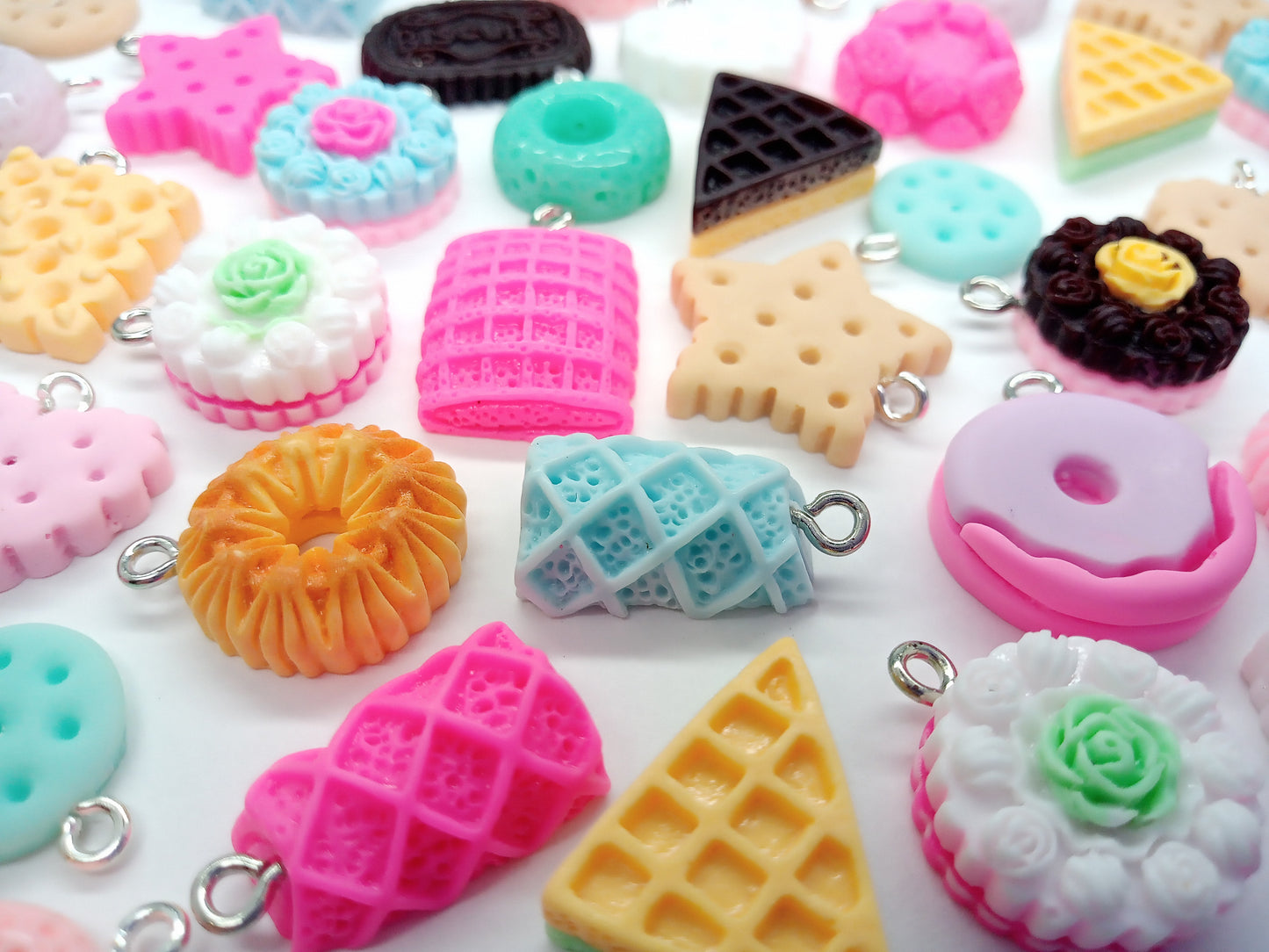 Sweet Snacks Charm Mix, Cookies Cakes Donuts & Biscuits - Adorabilities Charms & Trinkets